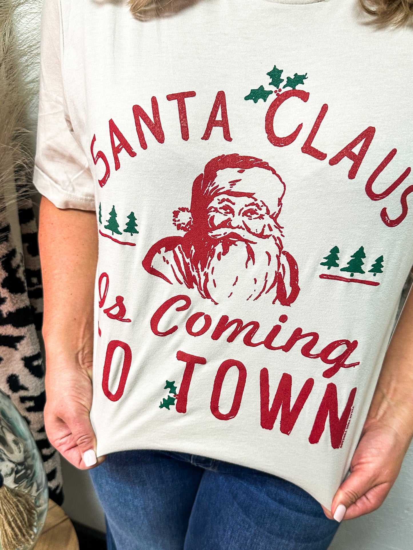 Here Comes Santa Graphic Tee, Ivory