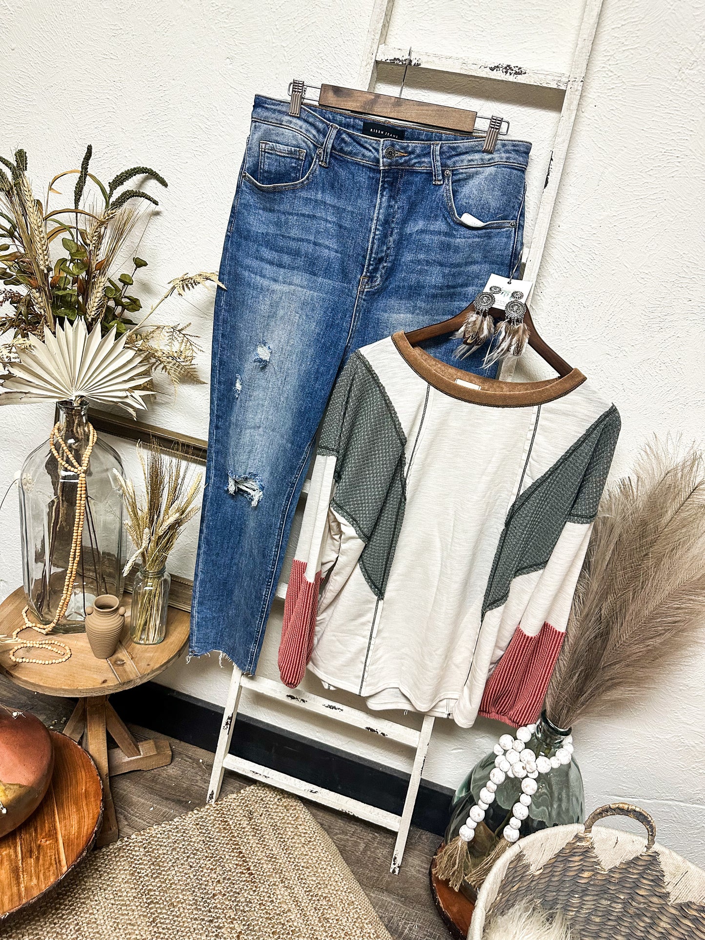 The Leo Relaxed Skinny, Medium Risen