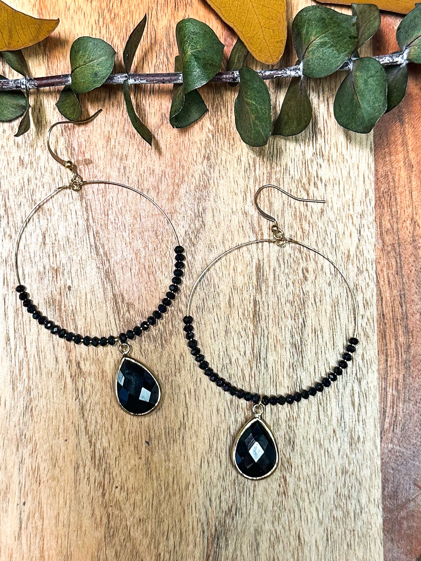 The Downtown Hoop Earrings, Black