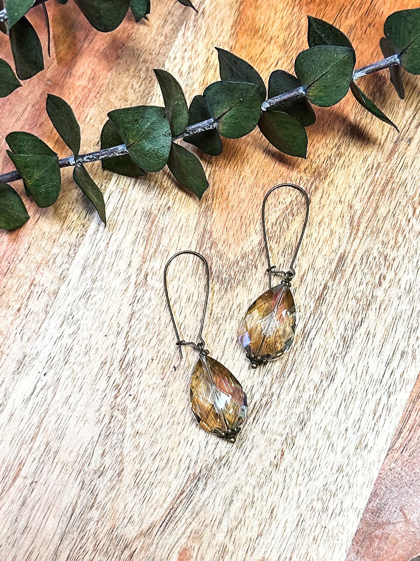 Graceful Glimmer Earrings, Gold