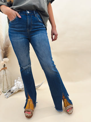 The Evan HR Flare Jean, Risen Dark