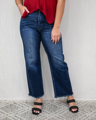 The Tucker HR Straight Jean, Dark Petra