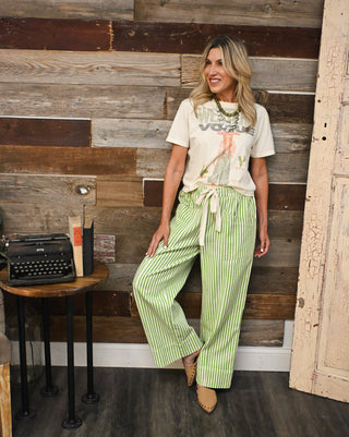 Going Vogue Graphic Tee, Cream