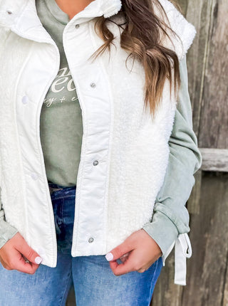 Cozy Cloud Vest, White