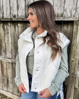 Cozy Cloud Vest, White