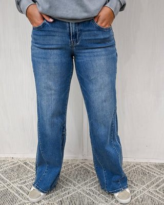 The Cruz MR Wide Leg Jean, Medium Vervet