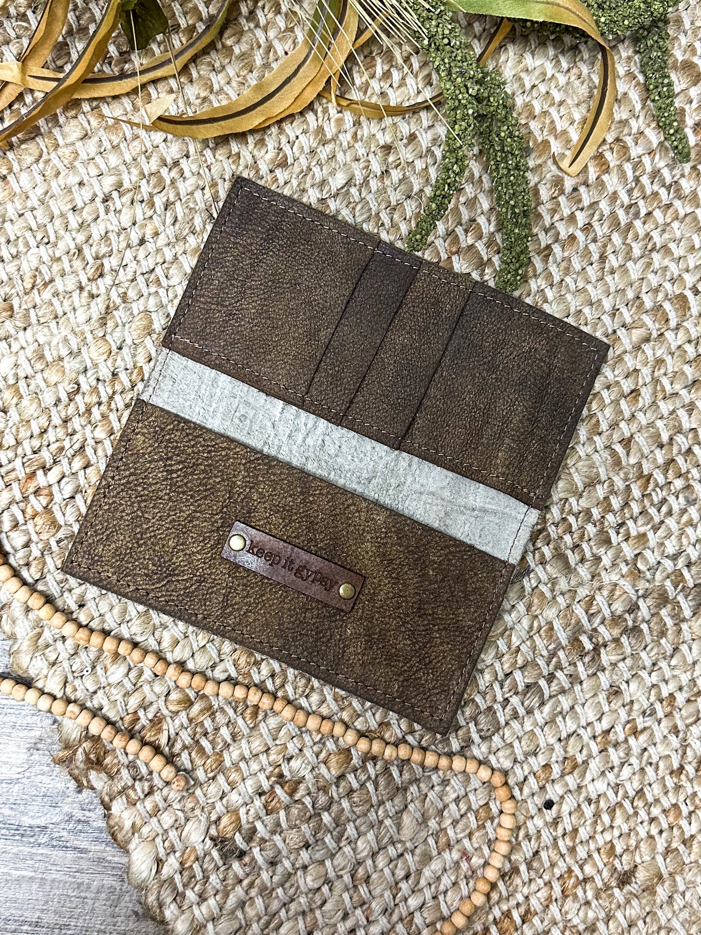 Smooth Style Wallet, Cream