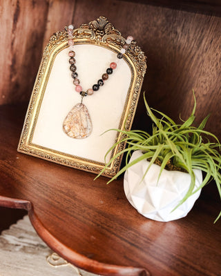Make a Statement Necklace, Pink