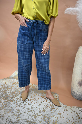 Women's blue plaid cropped wide leg pants with front patch pockets, adjustable drawstring waist, and relaxed fit, styled for a chic boutique look perfect for work, weekends, and casual everyday outfits.